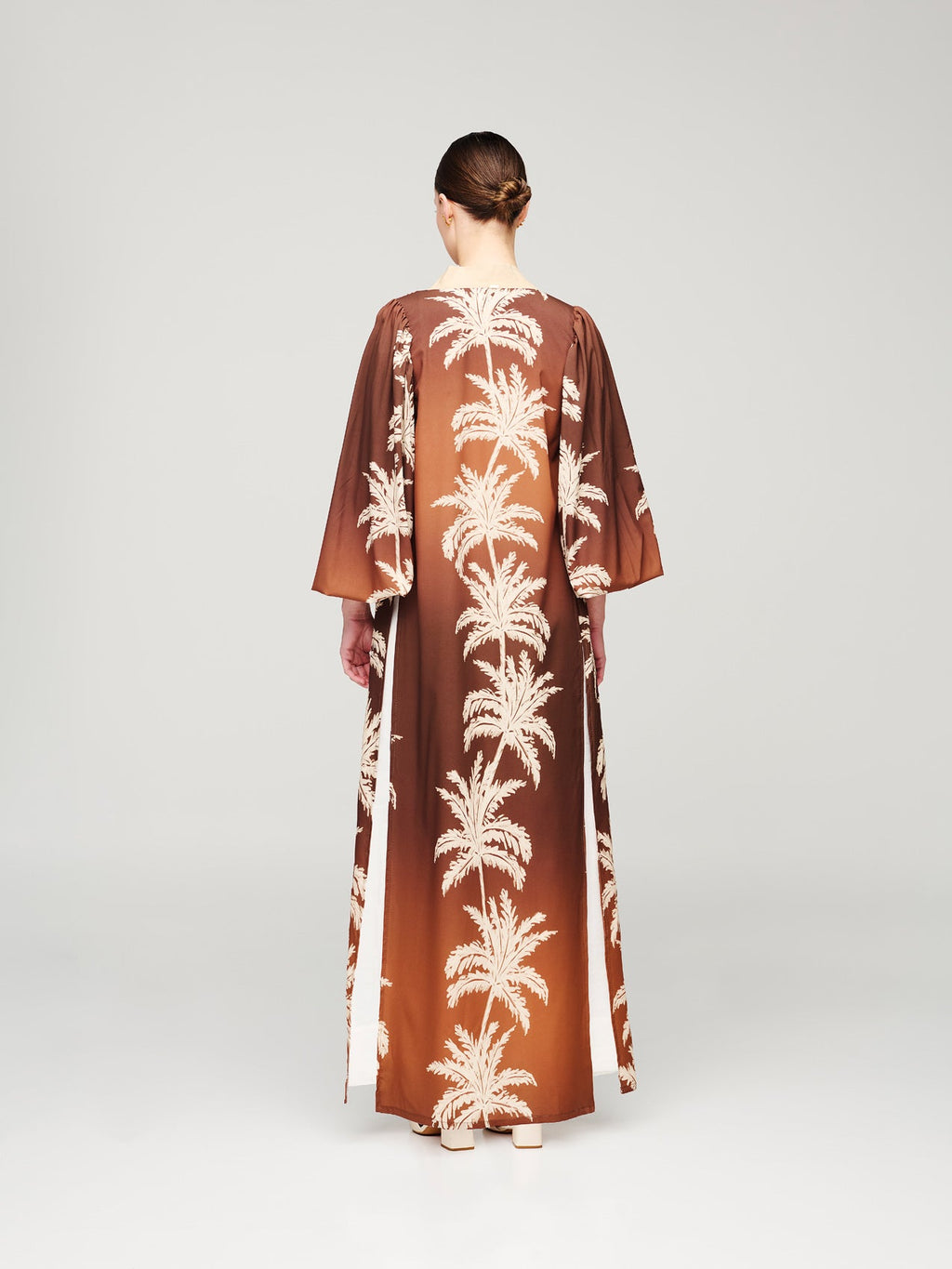 MARIA KIMONO.